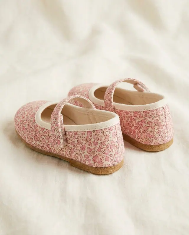 A finished baby mary janes sewn from the Sewzy pattern, view 2