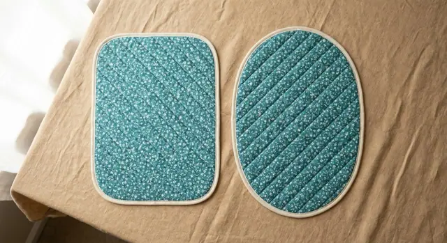 A finished quilted placemat sewn from the Sewzy pattern