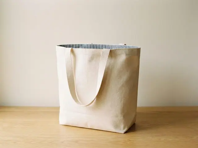 A finished boxed tote bag sewn from the Sewzy pattern